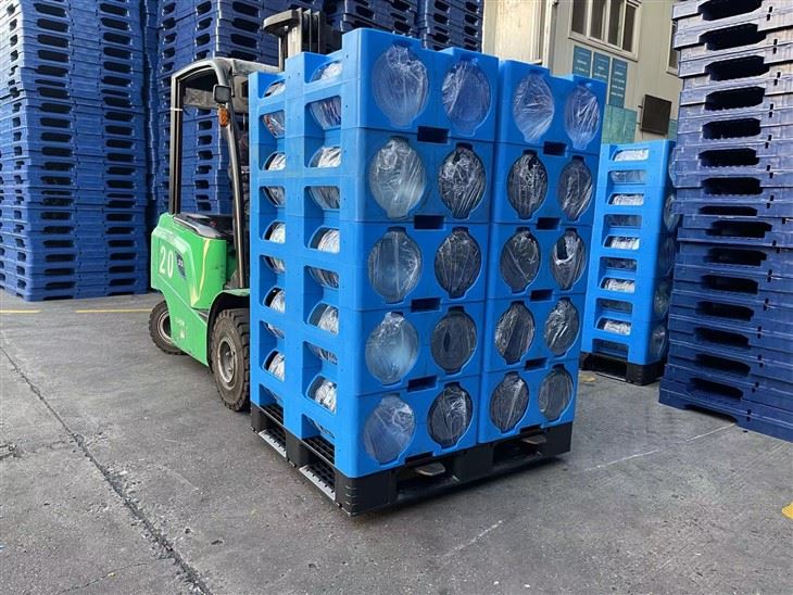 Rak Penyimpanan Air Minum Dalam Kemasan 19L