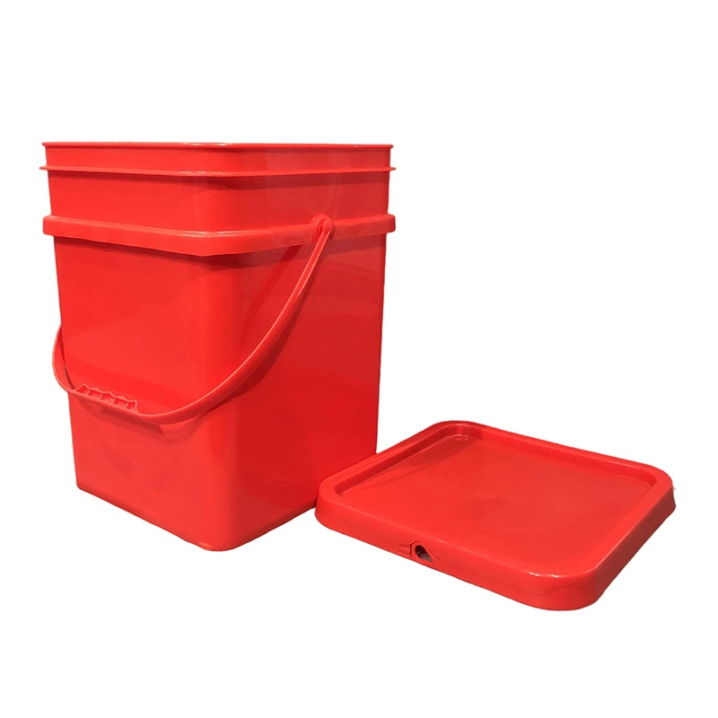 Ember Plastik Persegi 19L Dengan Pegangan